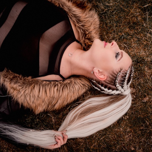 zapletené copy s kanekalonem (19)